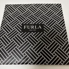 メンズ　ハンカチ　フルラ