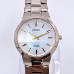 SEIKO ソーラー チタン V181-0AB0 シェル文字盤 軽量モデル 稼働のサムネイル