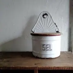 2025年最新】アンティーク ホーロー sel缶の人気アイテム - メルカリ