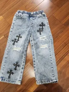 デニム　パンツ　サイズ４歳