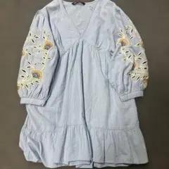 ZARA☆リネンブロイドワンピース☆袖刺繍フラワー☆ガーリー☆Mサイズ