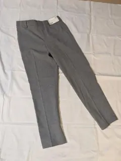 新品未使用＊ユニクロ 　スラックスパンツ　Sサイズ　レディース　グレー