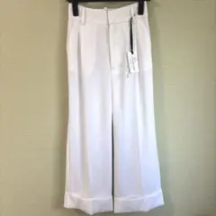 【新品タグ付き】ナルシス　スラックス　ワイド　ホワイト　ストレートパンツ　36