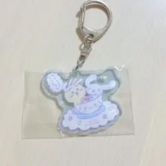 ちいかわ サンリオ うさぎ シナモン アクリルキーホルダーのサムネイル