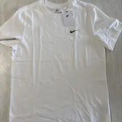 【新品未使用】NIKE Tシャツ 白　M メンズ ワンポイント　翌日配送