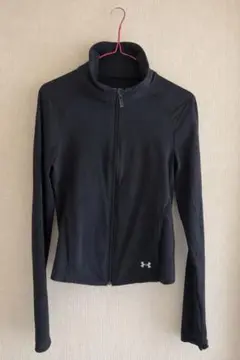 Under Armour フィットタイプ パーカー