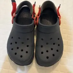 Crocs キッズサンダル ネイビー/レッド