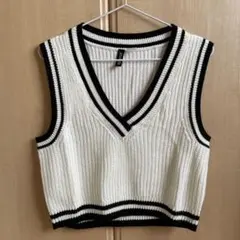 H&M アイボリー Vネック ニットベスト M