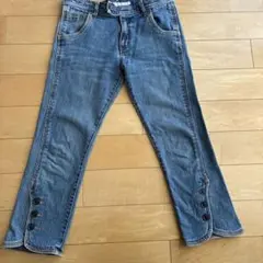 shuca デニム　ジーンズ　Ｓ　ボタン付のサムネイル