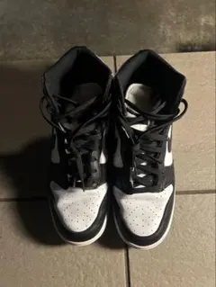 NIKE DUNK HIGH パンダ