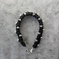 パラコード　ハンドストラップ　ブラック　シルバー　シンプル　　冬