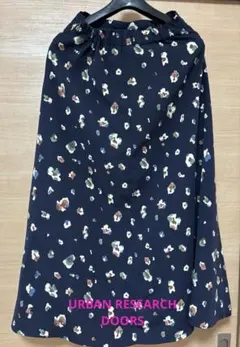 【数回着用】URBAN RESEARCH DOORS フレアスカート 花柄