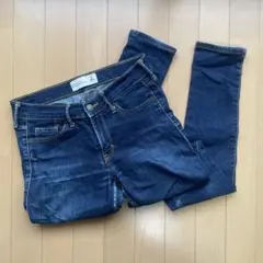 Abercrombie & Fitch SUPER SKINNY W26 L33