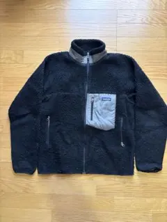 Patagonia ブラック ボアジャケット