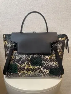2026年最新】celine ベルトの人気アイテム - メルカリ セリーヌ ベルト 