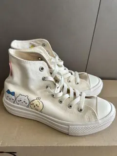 ちいかわ　キャラクター付きホワイトスニーカー ちいかわ キャラクター付きホワイトスニーカー