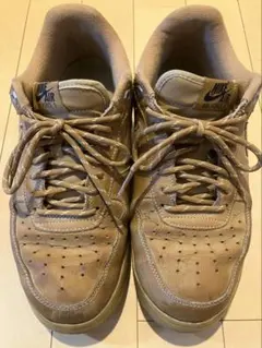 NIKE AIR FORCE 1 スニーカー