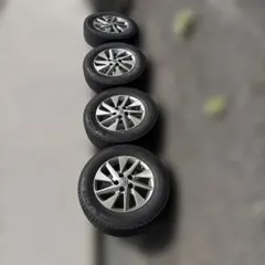 トヨタ純正 16インチ アルミホイール スタッドレス　ブリザック 4本セットのサムネイル