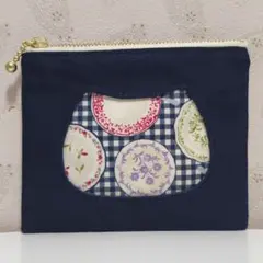 ネイビーとディッシュウェアギンガム 　猫型くりぬき ミニポーチ　ハンドメイド