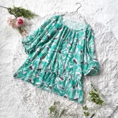 【STRAWBERRY-FIELDS】美品✨ボタニカル柄シフォンブラウス 緑のサムネイル