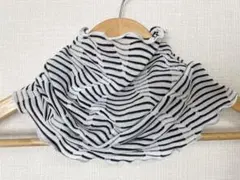 ひんやりシャリ感冷感ハンドメイドネックウォーマー、幾何学ボーダーホワイトブラック