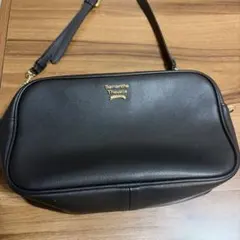 Samantha Thavasa ブラックレザーショルダーバッグ