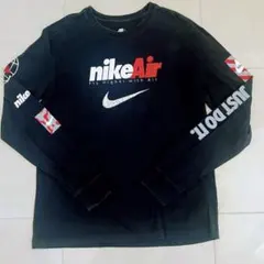 ナイキ スウォッシュロゴ長袖Tシャツのサムネイル
