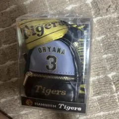 阪神タイガース　スカーフ付きチャームリュック