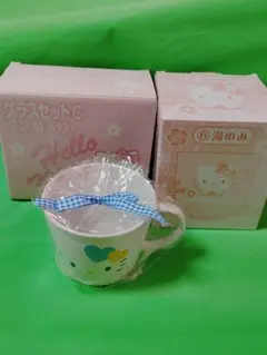 ハローキティ　湯のみ・マグカップ・グラス2個セット
