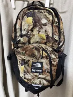 2026年最新】supreme バックパック 迷彩の人気アイテム - メルカリ