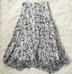Apuweiser-riche アプワイザーリッシェ スカート 刺繍花柄のサムネイル