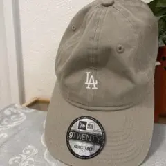 New Era 9TWENTY ベージュキャップ