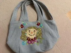 Curly Collection スワン刺繍 ミニトートバッグ - メルカリ