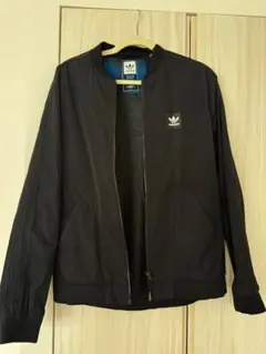 adidas Originalsスケートボーディングライン　ボンバージャケット
