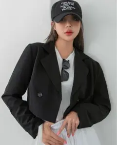 DAZY ダブルボタン ブレザー クロップトップ スタイル　shein ブラック