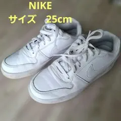 NIKE ナイキ　スニーカー　エバノンLOW 白　25cmのサムネイル
