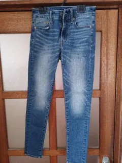 AMERICAN EAGLE スキニーデニムパンツのサムネイル
