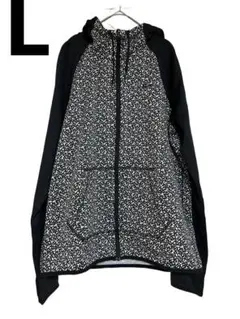 ✨美品✨Nike フード付きジャケット ドット柄　裏起毛レディース