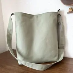 ハンドメイド　ショルダーバッグ　リーフグリーン　9、5号帆布
