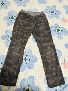 迷彩柄デニム風パンツ 150サイズ