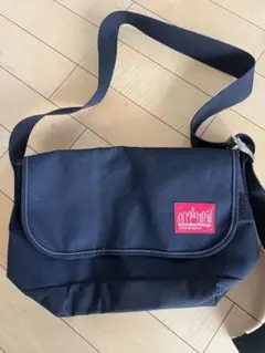 Manhattan Portage ブラック ショルダーバッグ