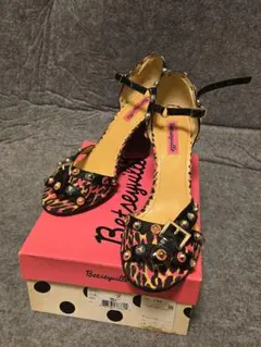【未使用】Betsey Johnson ヒョウ柄ハイヒール 27cm
