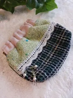 【最終お値下げです❗】【ハンドメイド】バネグチポーチ(まち有)レース、チャーム付