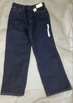 【新品】GU ハイライズストレートジーンズのサムネイル