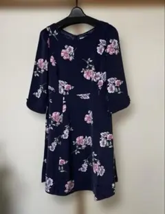 MISCH MASCH 花柄ネイビーMサイズワンピースのサムネイル