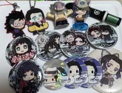 鬼滅の刃　缶バッチ・キーホルダーセット