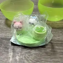 ちいかわ デスクトップフィギュア モモンガ&古本屋 ハンコスタンド