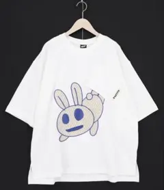 スカラーパリティ　362112：ポケットからこぼれウサギ アップリケTシャツのサムネイル