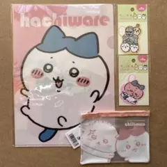 ちいかわ　ハチワレ　クリアファイル　ダイカットシール　ポーチ