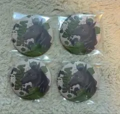 TOPPA BASE AKIBA BEASTARS ヤフヤ 缶バッジ 4個